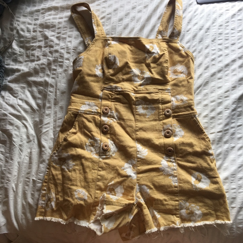 Flower denim Capri jumper SZ 8